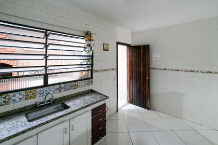 Casa para alugar com 120m², 2 quartos e 1 vagaCozinha