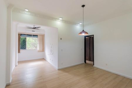 Apartamento à venda com 68m², 2 quartos e 1 vagaSala