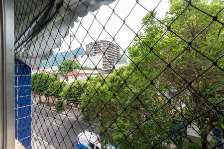 Apartamento à venda com 68m², 2 quartos e 1 vagaVista