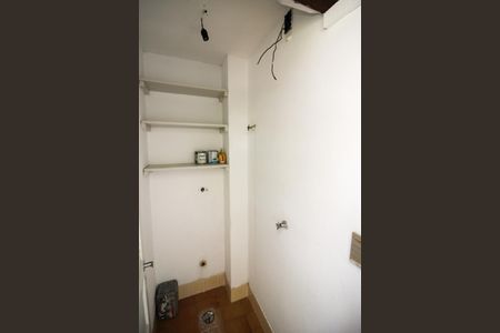 Apartamento à venda com 64m², 2 quartos e 2 vagasBanheiro de serviço