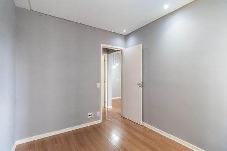 Quarto 1 de apartamento para alugar com 2 quartos, 53m² em Jardim Belval, Barueri