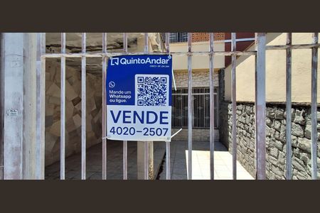 Casa à venda com 157m², 3 quartos e 2 vagasPlaquinha 