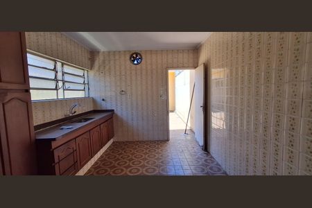 Casa à venda com 157m², 3 quartos e 2 vagasCozinha 