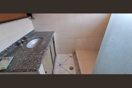 Casa à venda com 157m², 3 quartos e 2 vagasBanheiro Social 