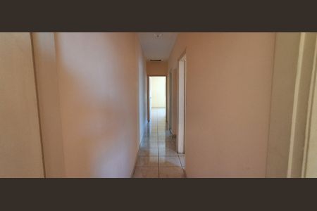 Casa à venda com 157m², 3 quartos e 2 vagasCorredor 