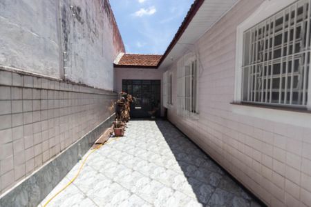 Casa à venda com 400m², 2 quartos e 2 vagasQuintal