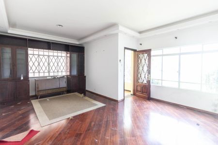 Sala de casa à venda com 2 quartos, 400m² em Jardim São Paulo, São Paulo