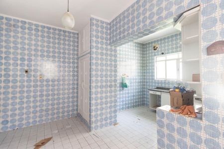 Casa à venda com 400m², 2 quartos e 2 vagasCozinha