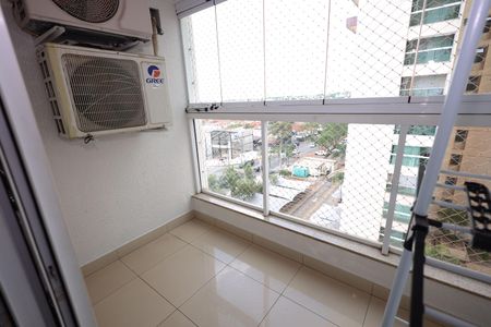 Apartamento para alugar com 99m², 3 quartos e 2 vagasVaranda do Quarto 3