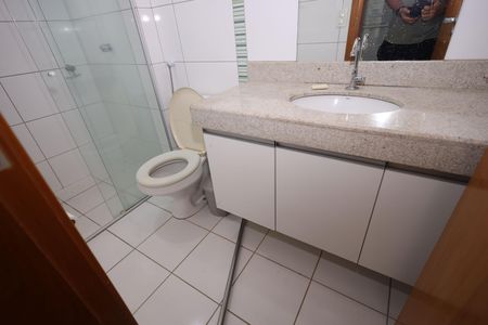 Apartamento para alugar com 99m², 3 quartos e 2 vagasBanheiro do Quarto 3