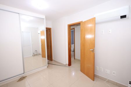 Apartamento para alugar com 99m², 3 quartos e 2 vagasQuarto 3