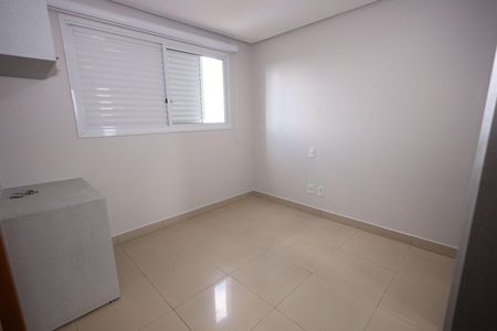 Apartamento para alugar com 99m², 3 quartos e 2 vagasQuarto 2