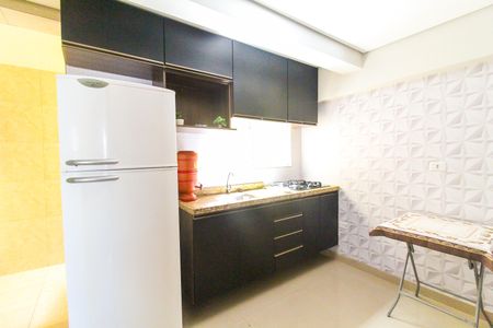 Sala/Cozinha de apartamento para alugar com 2 quartos, 39m² em Cidade Antônio Estêvão de Carvalho, São Paulo