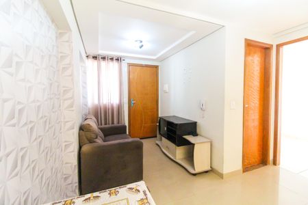 Sala/Cozinha de apartamento para alugar com 2 quartos, 39m² em Cidade Antônio Estêvão de Carvalho, São Paulo