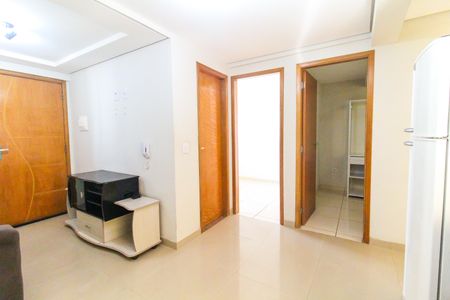 Sala/Cozinha de apartamento para alugar com 2 quartos, 39m² em Cidade Antônio Estêvão de Carvalho, São Paulo