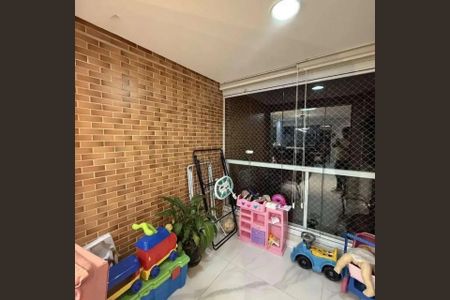 Apartamento à venda com 100m², 3 quartos e 2 vagasFoto 01