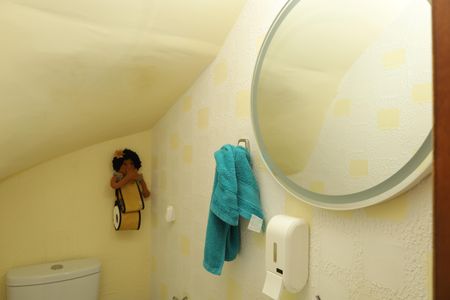 Casa à venda com 122m², 2 quartos e 1 vagaBanheiro 3 - Lavabo