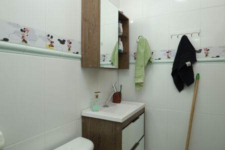 Casa à venda com 122m², 2 quartos e 1 vagaBanheiro 2- Suíte 2