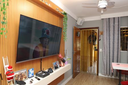 Casa à venda com 122m², 2 quartos e 1 vagaSala