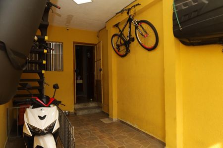 Casa à venda com 122m², 2 quartos e 1 vagaGaragem