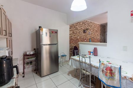 Casa à venda com 272m², 9 quartos e 1 vaga Casa à venda com 272m², 9 quartos e 1 vagaCozinha 3