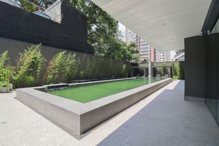 Studio para alugar com 21m², 1 quarto e sem vaga Studio para alugar com 21m², 1 quarto e sem vagaPiscina