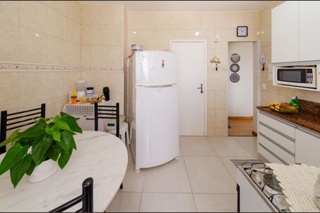 Apartamento à venda com 113m², 2 quartos e 1 vagaCozinha