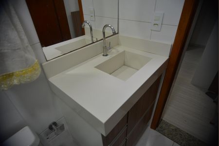 Apartamento à venda com 146m², 3 quartos e 2 vagasBanheiro da Suíte