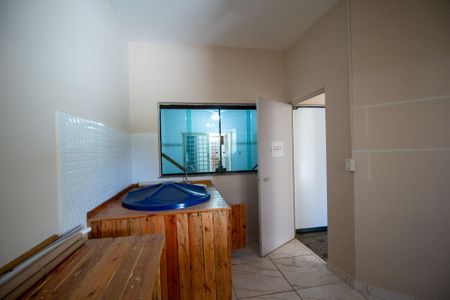 Casa para alugar com 355m², 4 quartos e 15 vagasEscritorio 