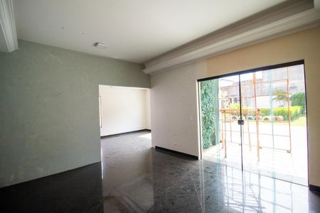 Casa para alugar com 355m², 4 quartos e 15 vagasSala 3