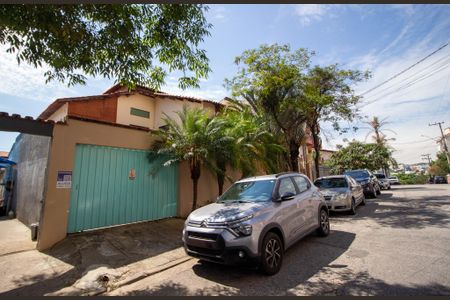 Casa para alugar com 355m², 4 quartos e 15 vagasFachada