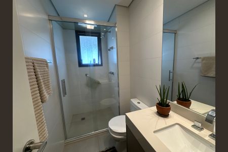 Apartamento à venda com 228m², 3 quartos e sem vagaBanheiro do Sr.