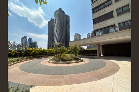 Apartamento à venda com 228m², 3 quartos e sem vagaÁrea comum