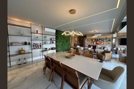 Apartamento à venda com 228m², 3 quartos e sem vagaSala