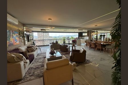 Apartamento à venda com 228m², 3 quartos e sem vagaSala