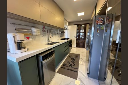 Apartamento à venda com 228m², 3 quartos e sem vagaCozinha