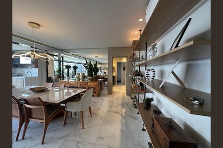 Apartamento à venda com 228m², 3 quartos e sem vagaSala