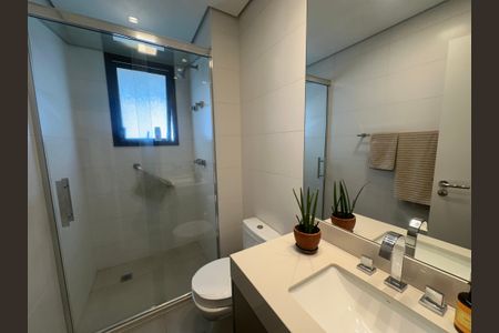Apartamento à venda com 228m², 3 quartos e sem vagaBanheiro do Sr.