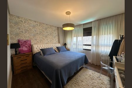 Apartamento à venda com 228m², 3 quartos e sem vagaSuíte master