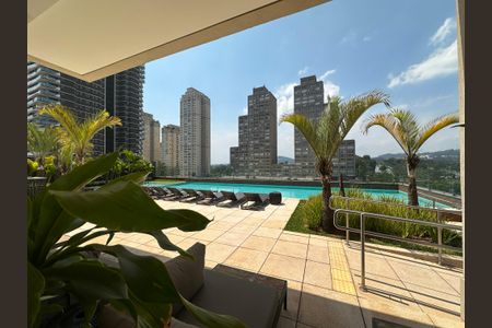 Apartamento à venda com 228m², 3 quartos e sem vagaÁrea comum - Piscina