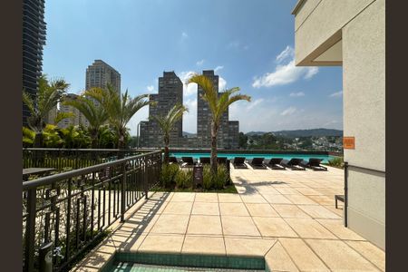 Apartamento à venda com 228m², 3 quartos e sem vagaÁrea comum - Piscina