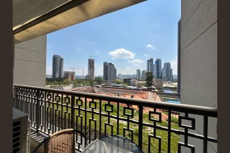 Apartamento à venda com 228m², 3 quartos e sem vagaVaranda