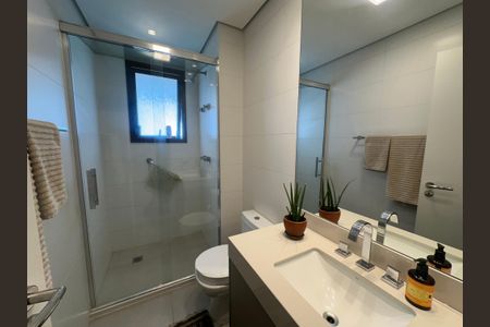 Apartamento à venda com 228m², 3 quartos e sem vagaBanheiro do Sr.