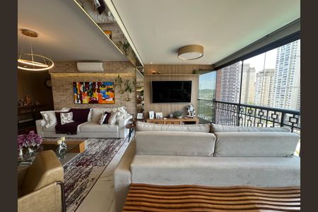 Apartamento à venda com 228m², 3 quartos e sem vagaSala