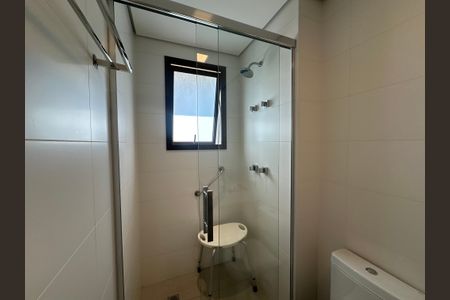 Apartamento à venda com 228m², 3 quartos e sem vagaBanheiro da Suíte 2