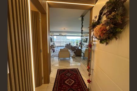 Apartamento à venda com 228m², 3 quartos e sem vagaEntrada