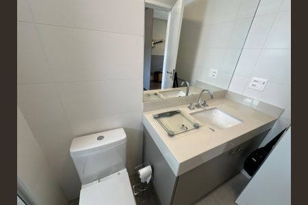 Apartamento à venda com 228m², 3 quartos e sem vagaBanheiro da Suíte 2