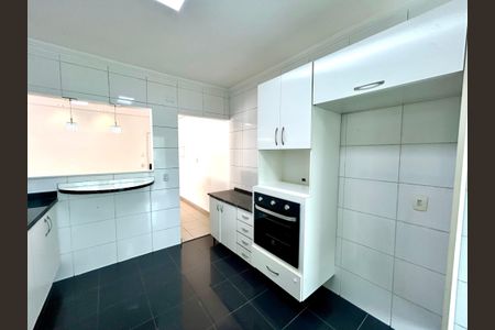 Casa de condomínio à venda com 85m², 2 quartos e 1 vaga Casa de condomínio à venda com 85m², 2 quartos e 1 vagaCozinha