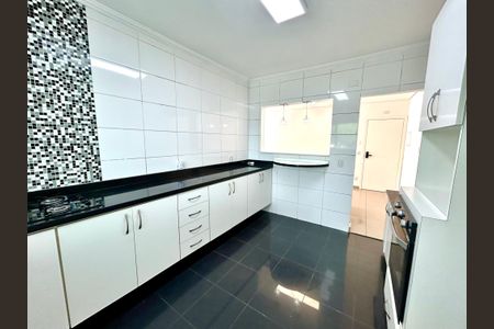 Casa de condomínio à venda com 85m², 2 quartos e 1 vaga Casa de condomínio à venda com 85m², 2 quartos e 1 vagaCozinha