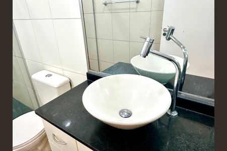 Casa de condomínio à venda com 85m², 2 quartos e 1 vaga Casa de condomínio à venda com 85m², 2 quartos e 1 vagaBanheiro